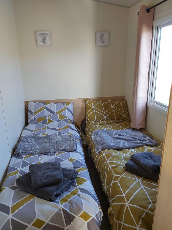 Masons By The Sea Heysham Static Caravan Sleeps 8 Pet Friendly Exterior photo