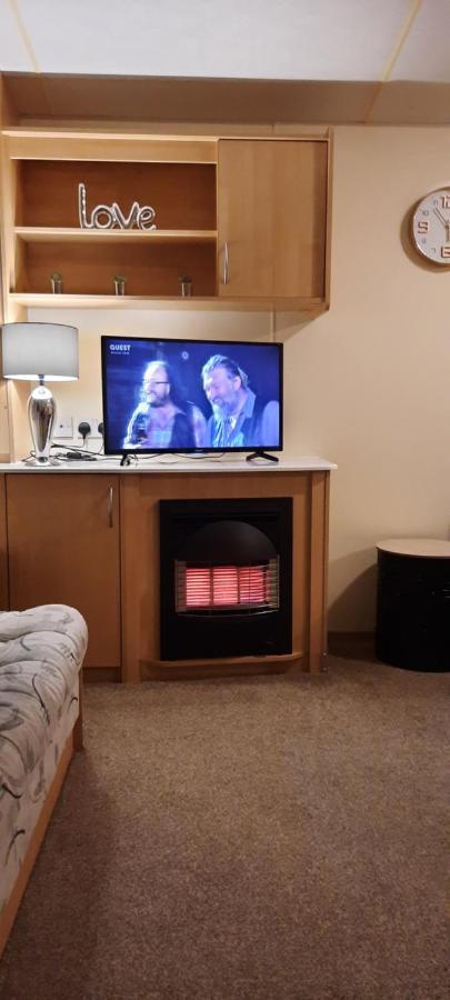 Masons By The Sea Heysham Static Caravan Sleeps 8 Pet Friendly Exterior photo